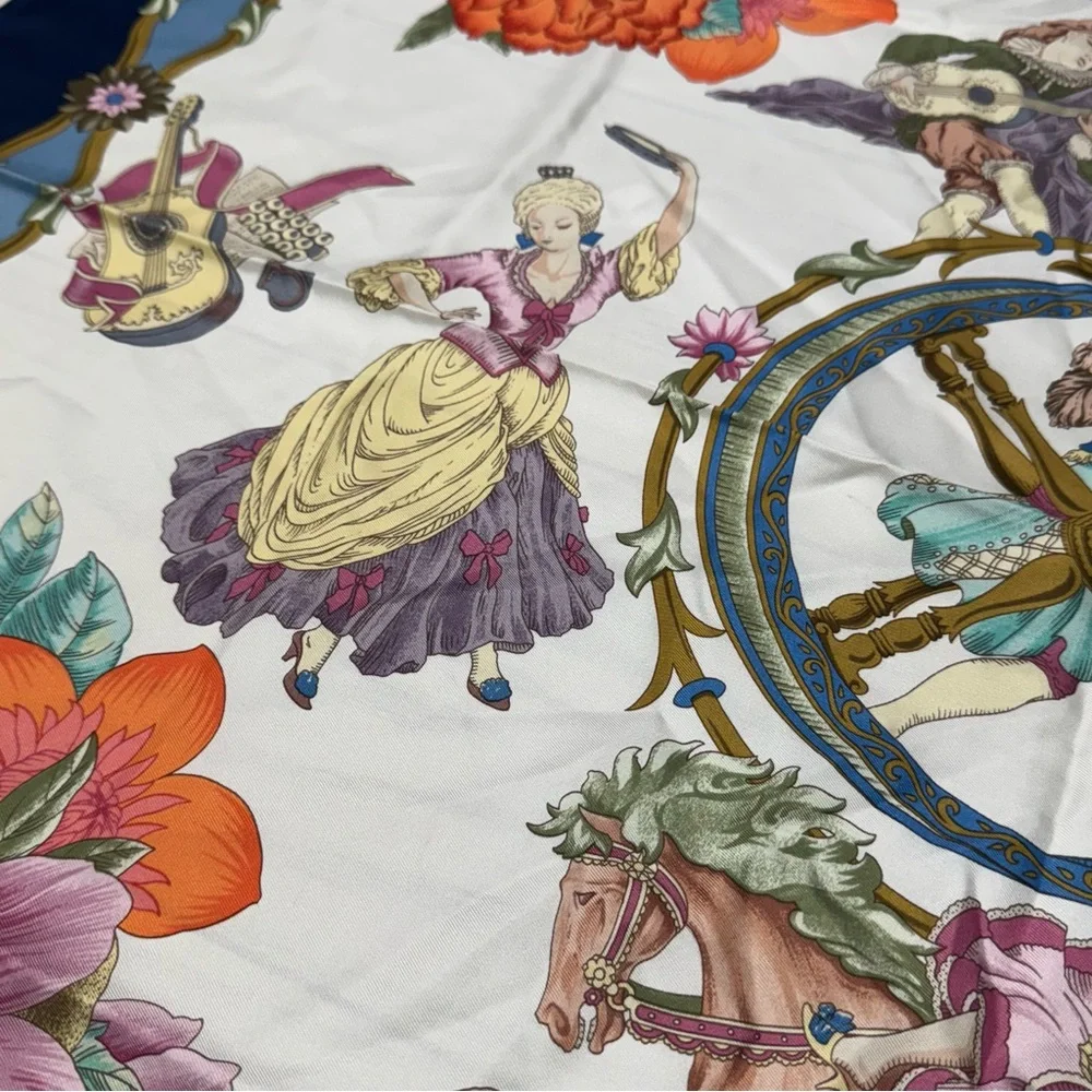 Gucci Navy Cream Silk Scarf with Floral Baroque Design